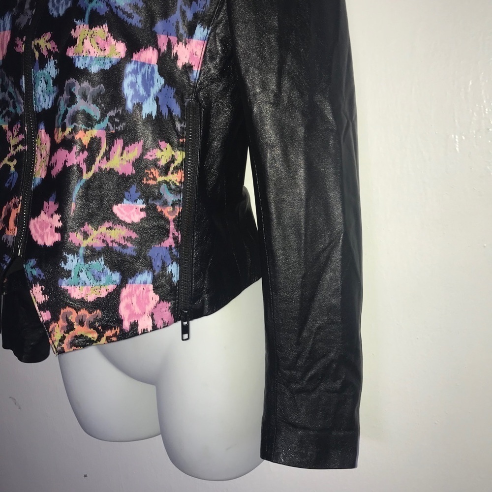 Donna-di-Eleganza Zip Front Printed Leather Jacket - Picture 8 of 12